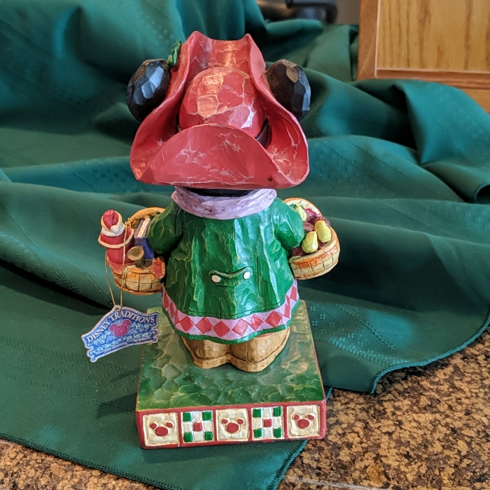 Walt Disney Showcase Collection - Picture 6 of 11